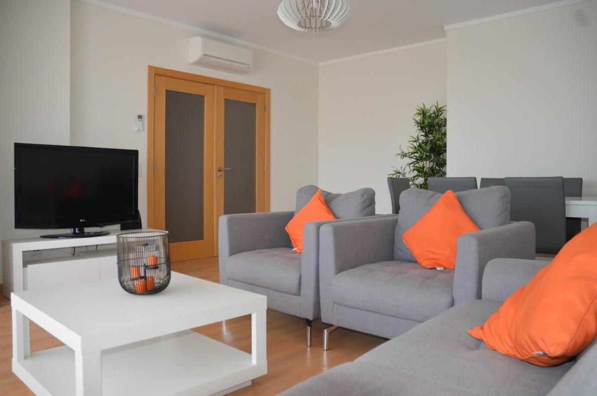 Algarve T2 Apartment With Pool And Balcony In Olhao Ngoại thất bức ảnh